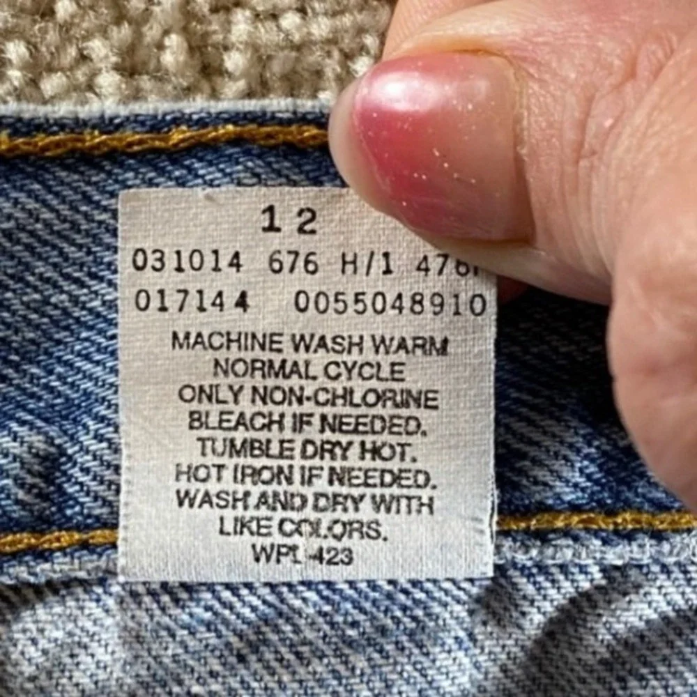 Levi 550 Relaxed Fit Mens 40x32 Light Blue Fair Distressed Vintage Tapered Jeans